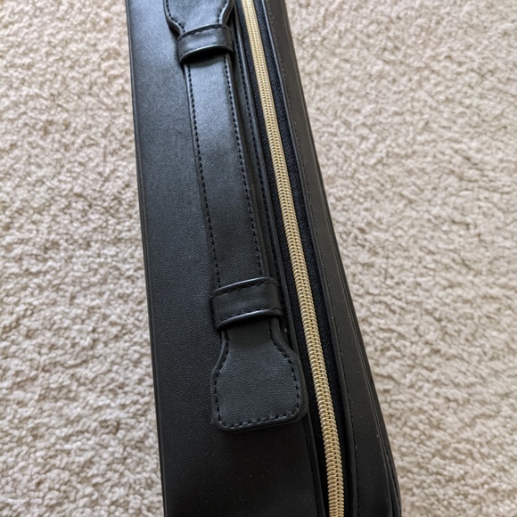 Estee Lauder Makeup Case - Picture 2 of 3